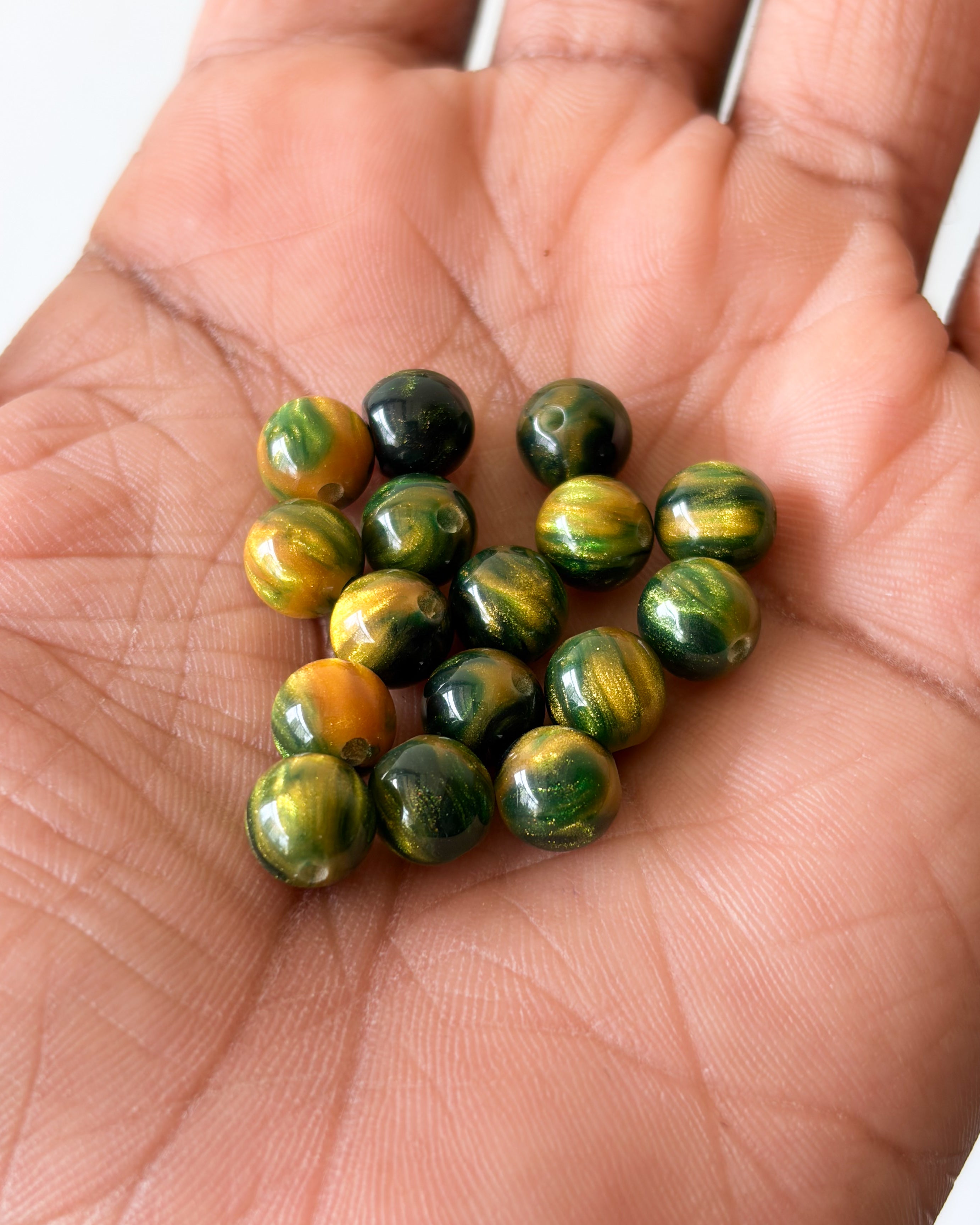 13.0 Monalisa beads - 90 - 100 beads