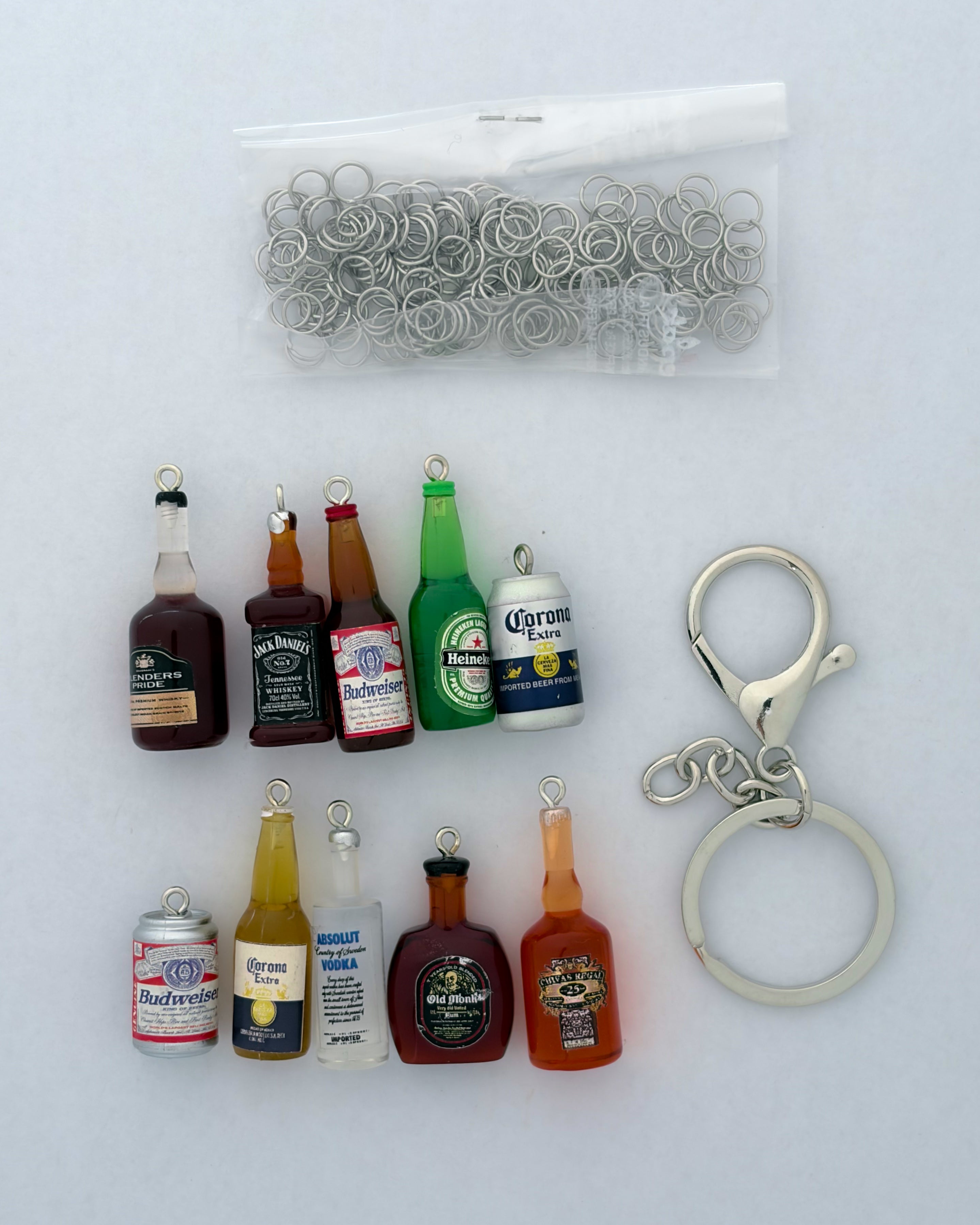 Bevda mocktail - 30 charms 10 keychains
