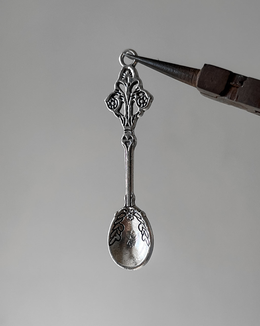Vintage spoon charm - 1 pc
