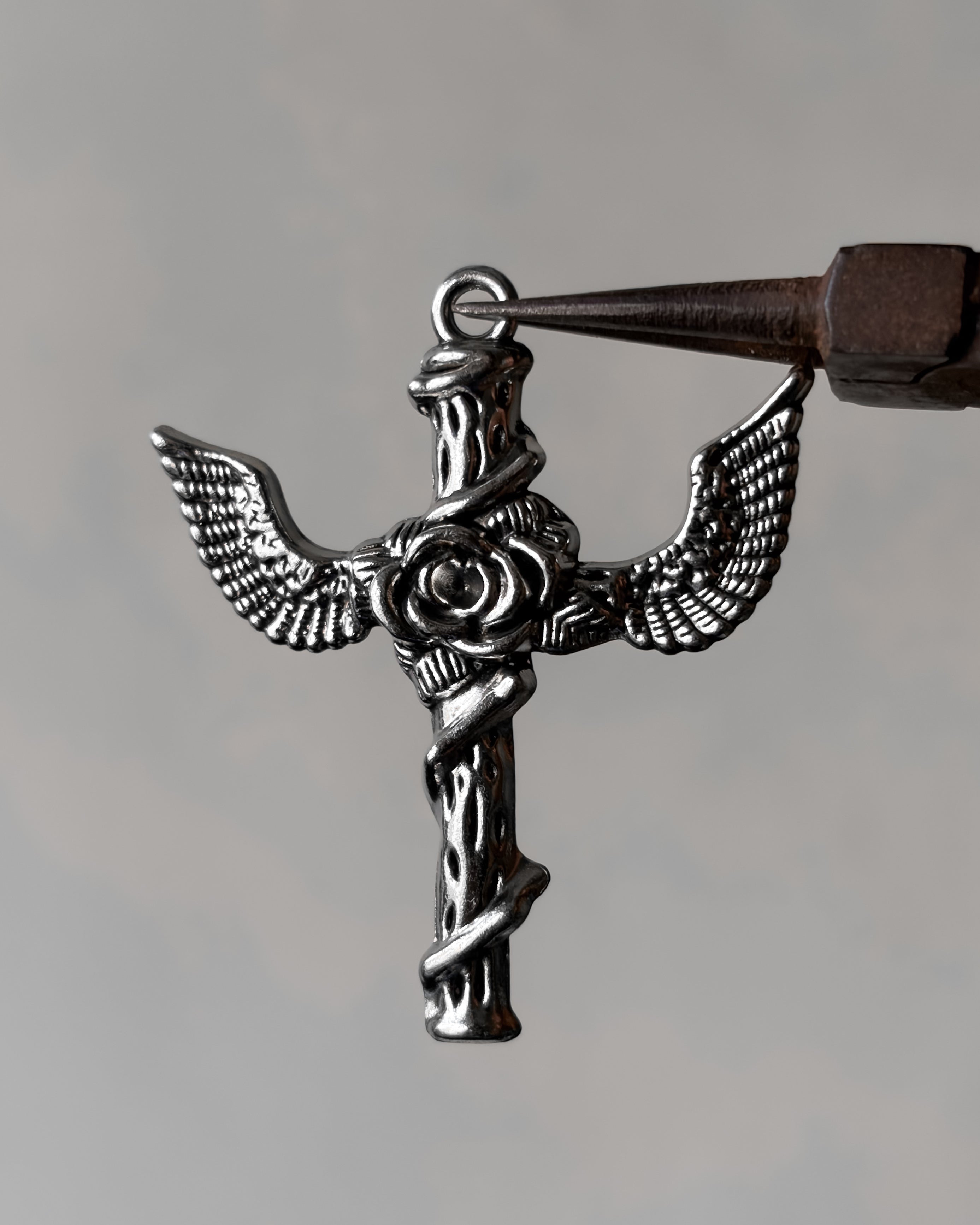 Rose wing cross - 1 pc