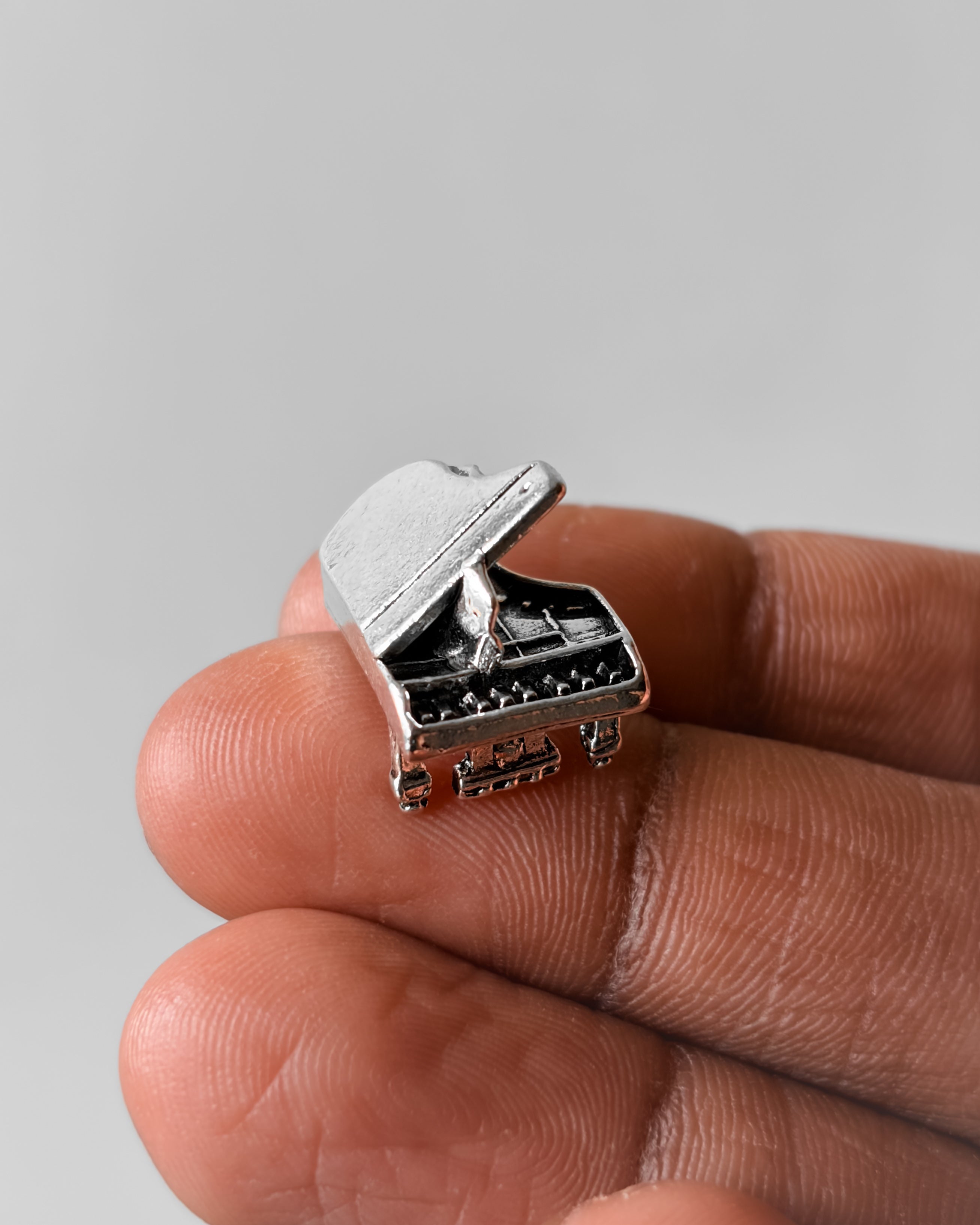 Piano charm - 10 pc
