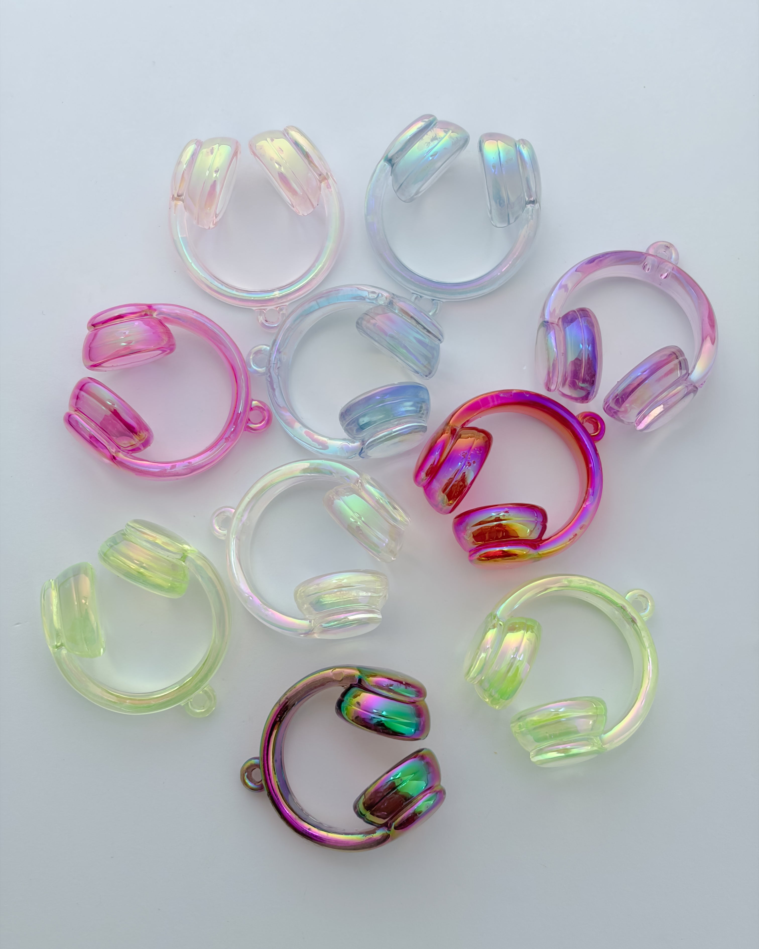 2.0 Chunky Headphones - 10 pc
