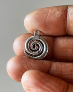 Swirl charm - 10 pc