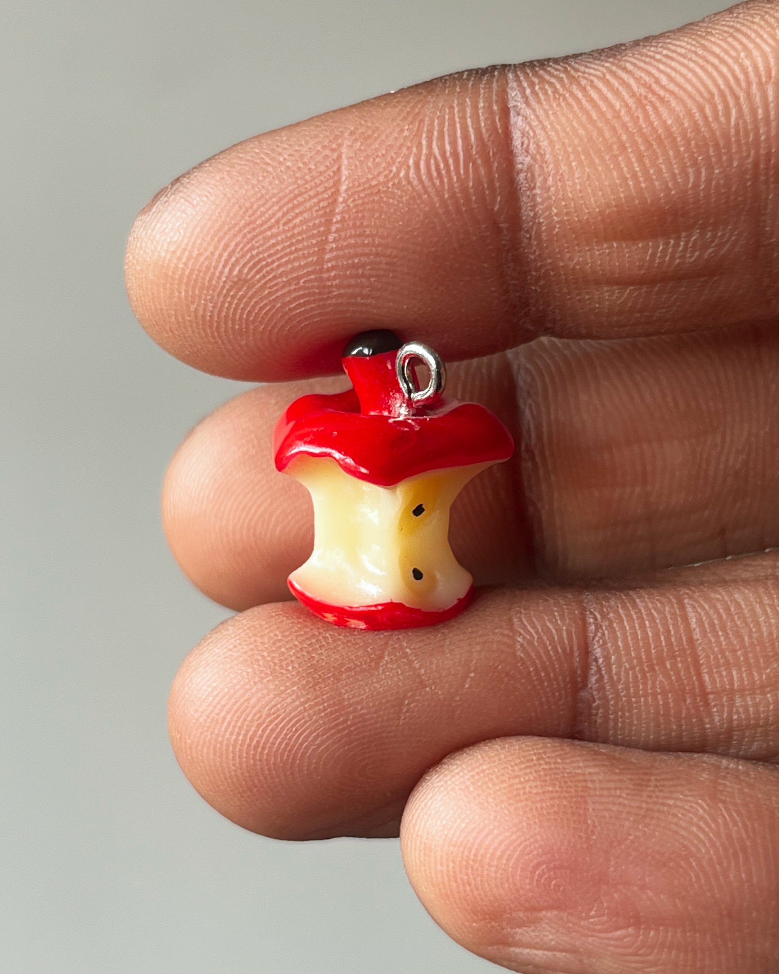 Khayela apple charm - 1 pc