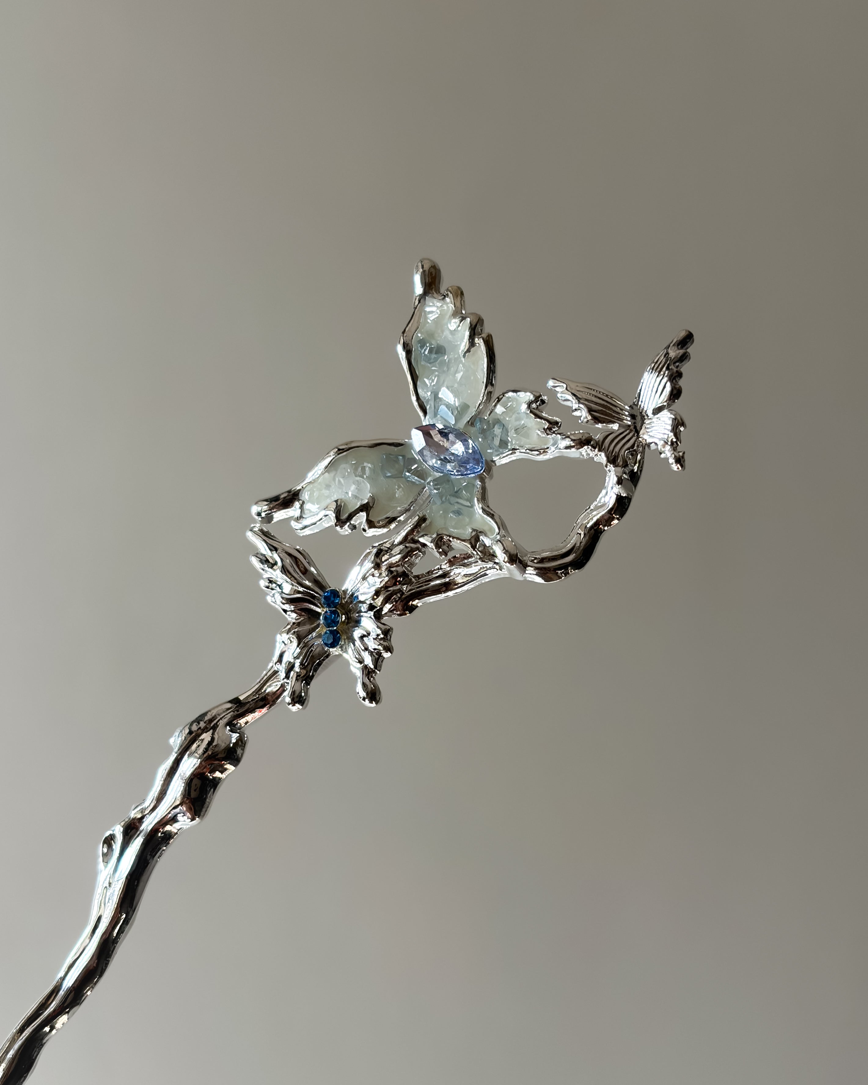 Shubhra hairpin