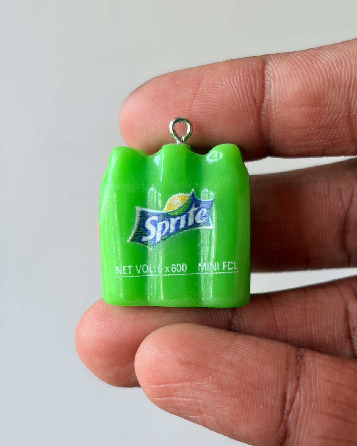 Sprite crate charm - 1 pc