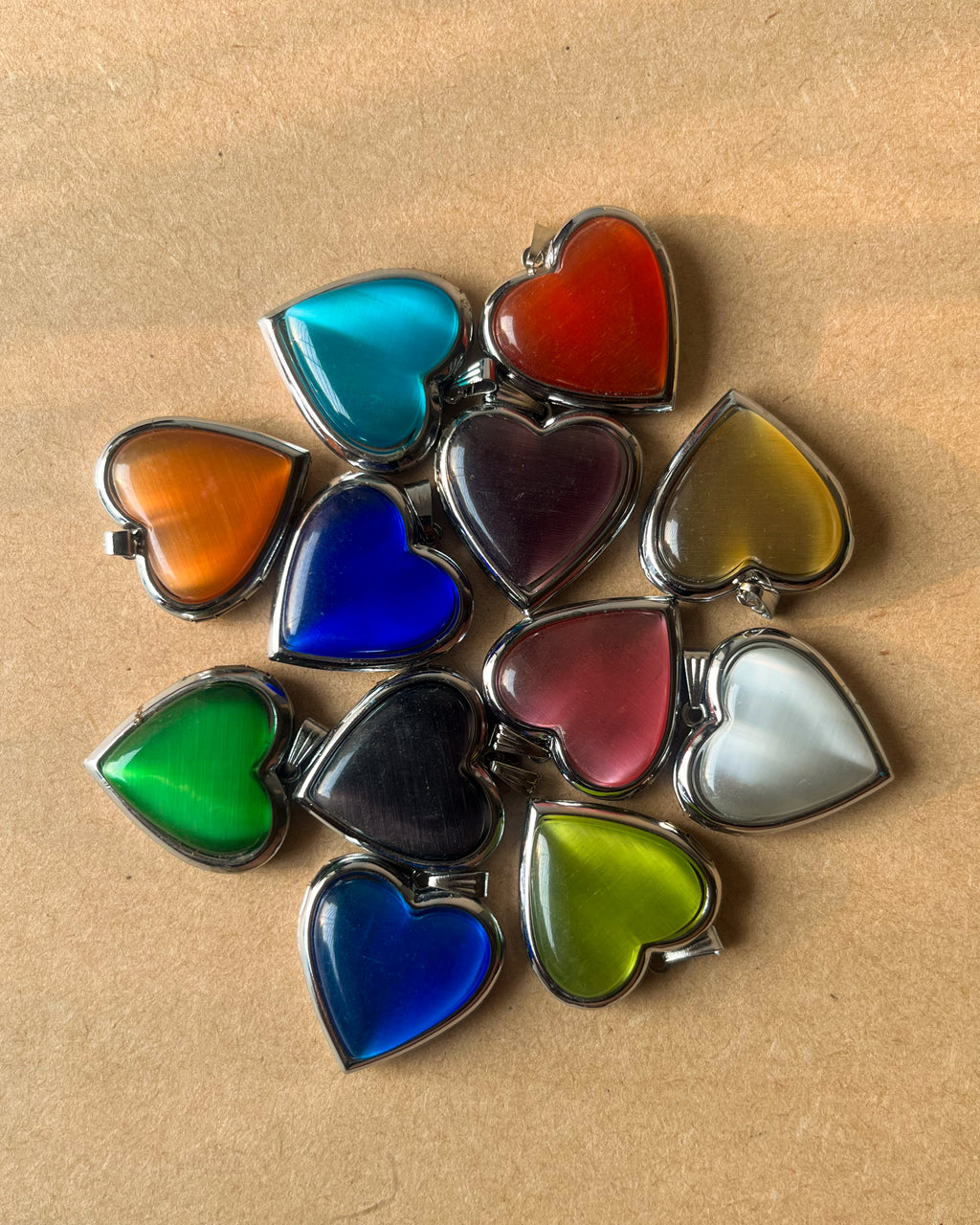Silver Monalisa open heart - 12 random colours pack