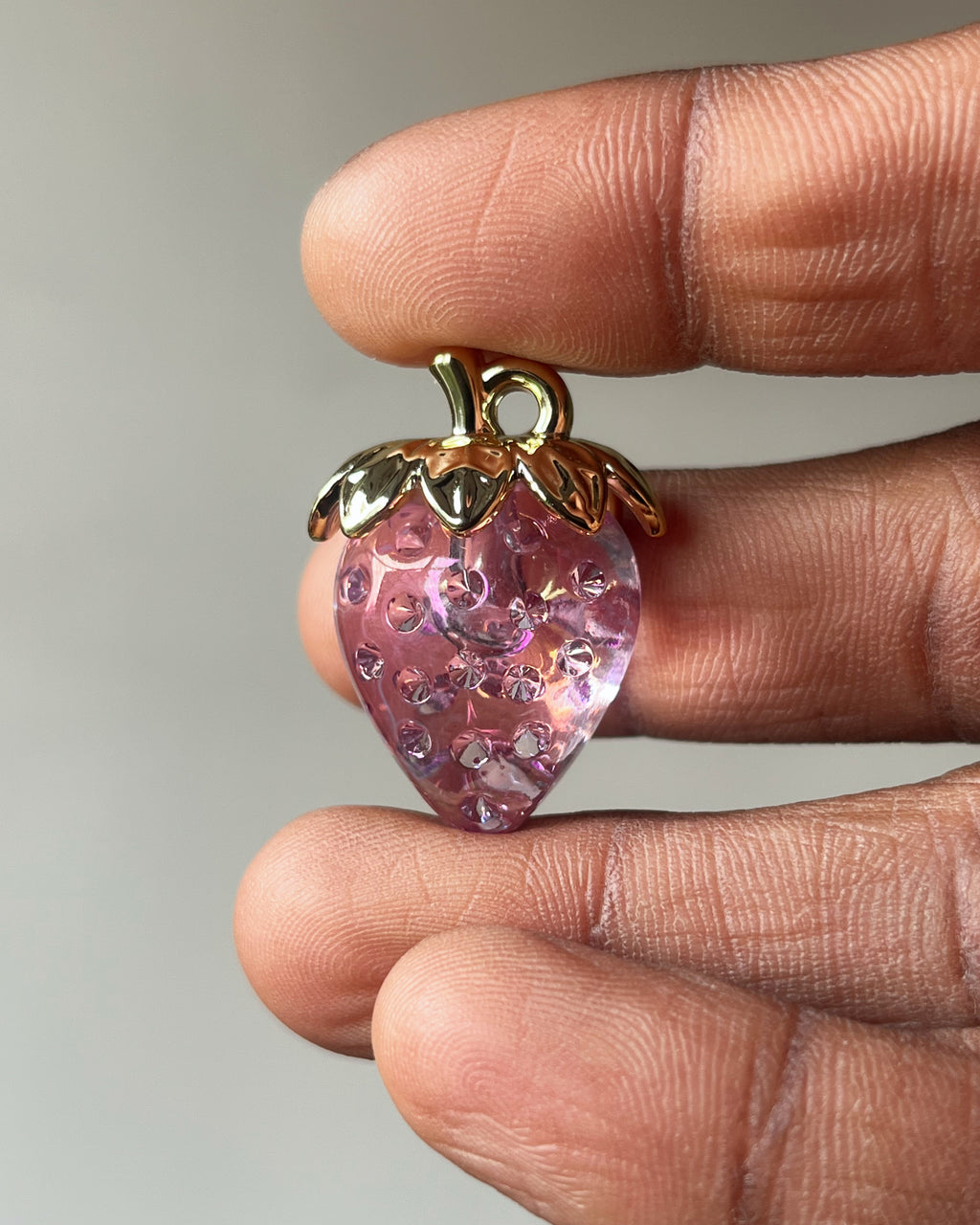 Purple strawberry - 1 pc