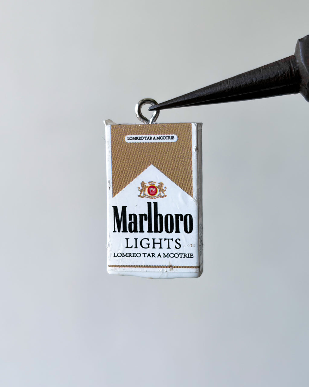 marlboro lights charm - 10 pc