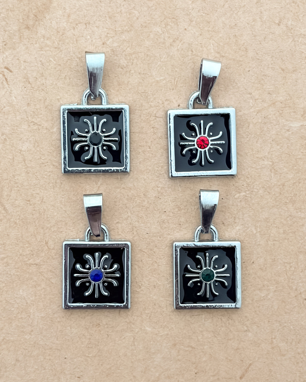 Vada pav pendant - random 5 colour