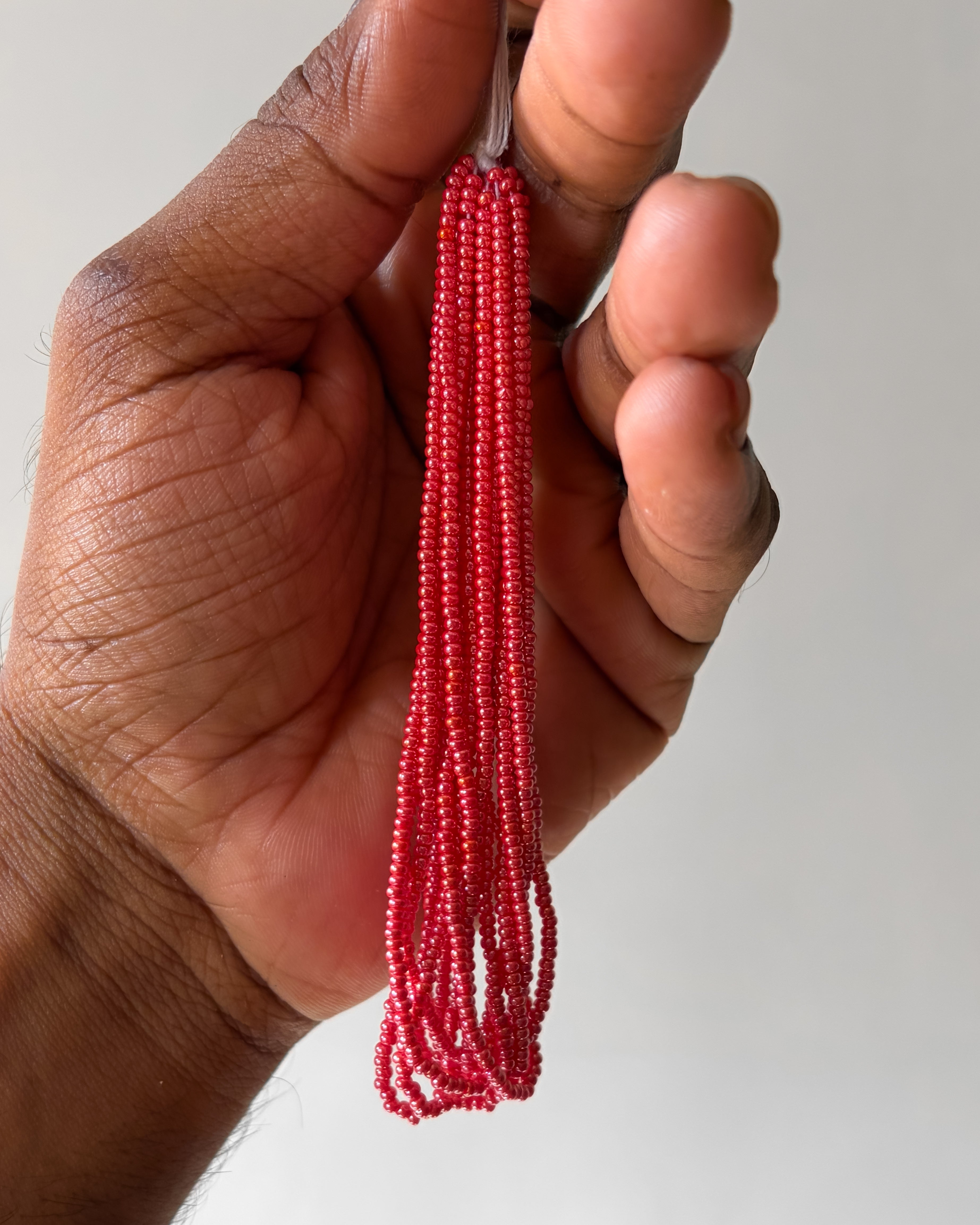 Shinny red 11/0 size seed beads
