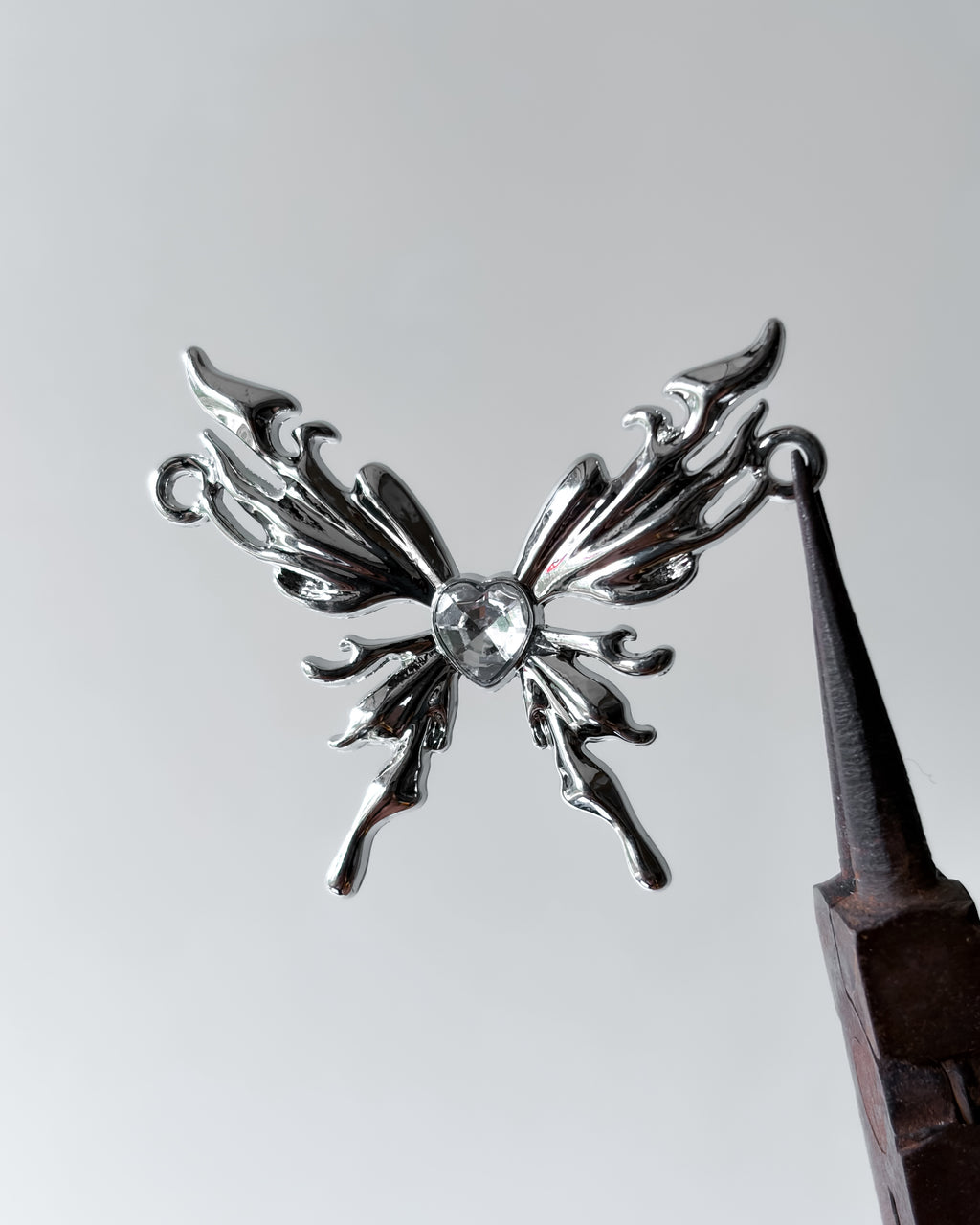 White double hook butterfly- 3 pc