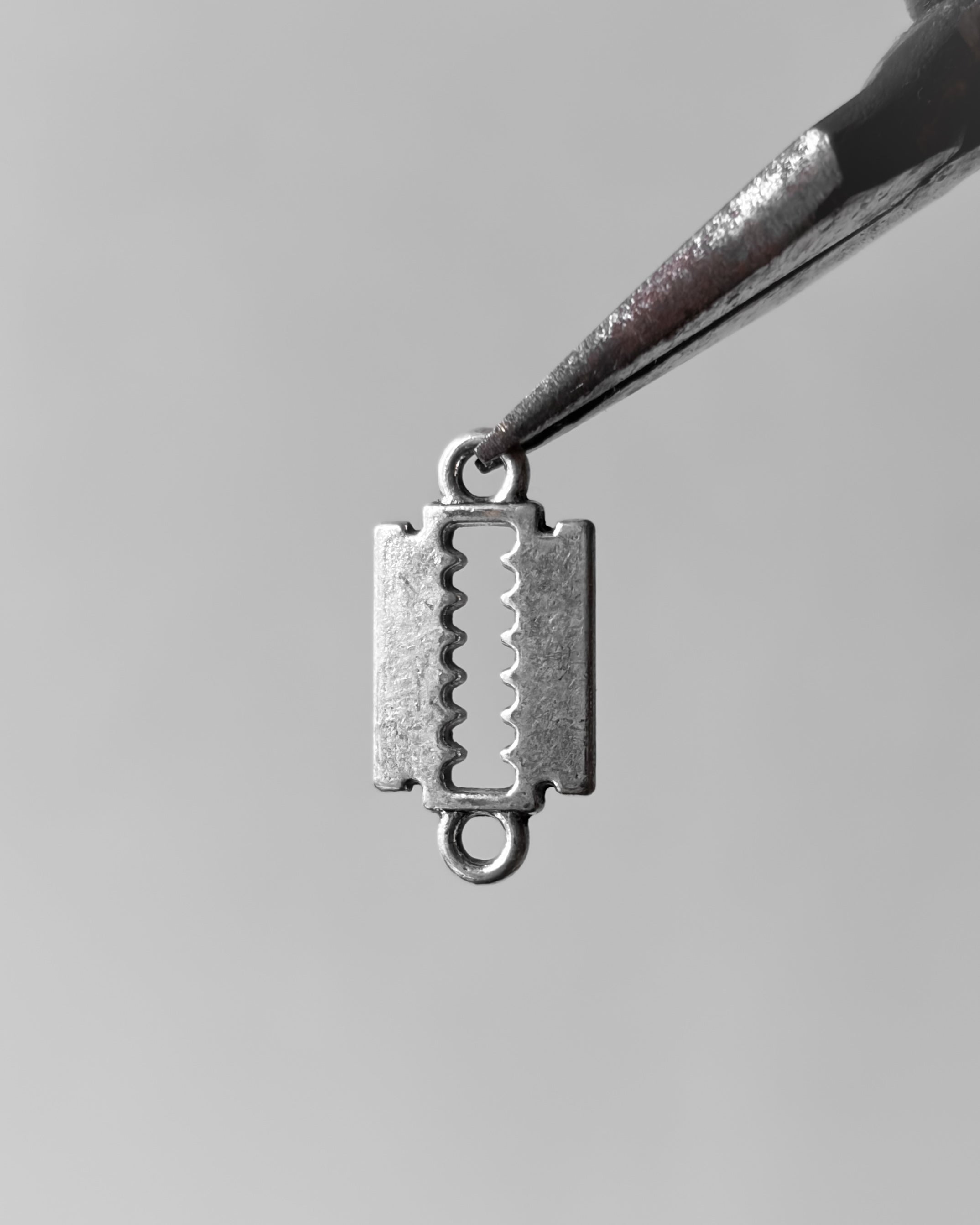 Blade connector charm - 10 pc