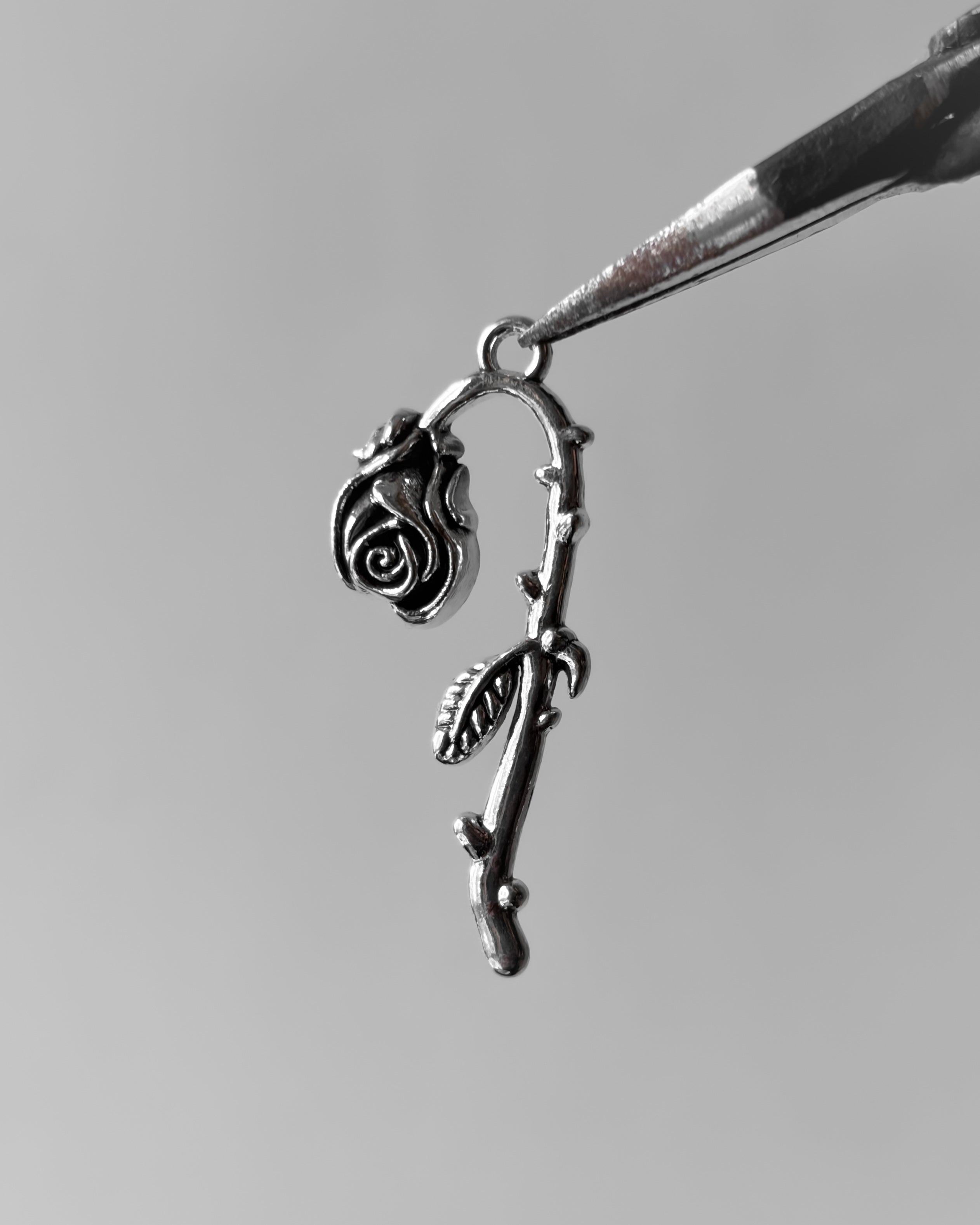 🥀 charm - 10 pc