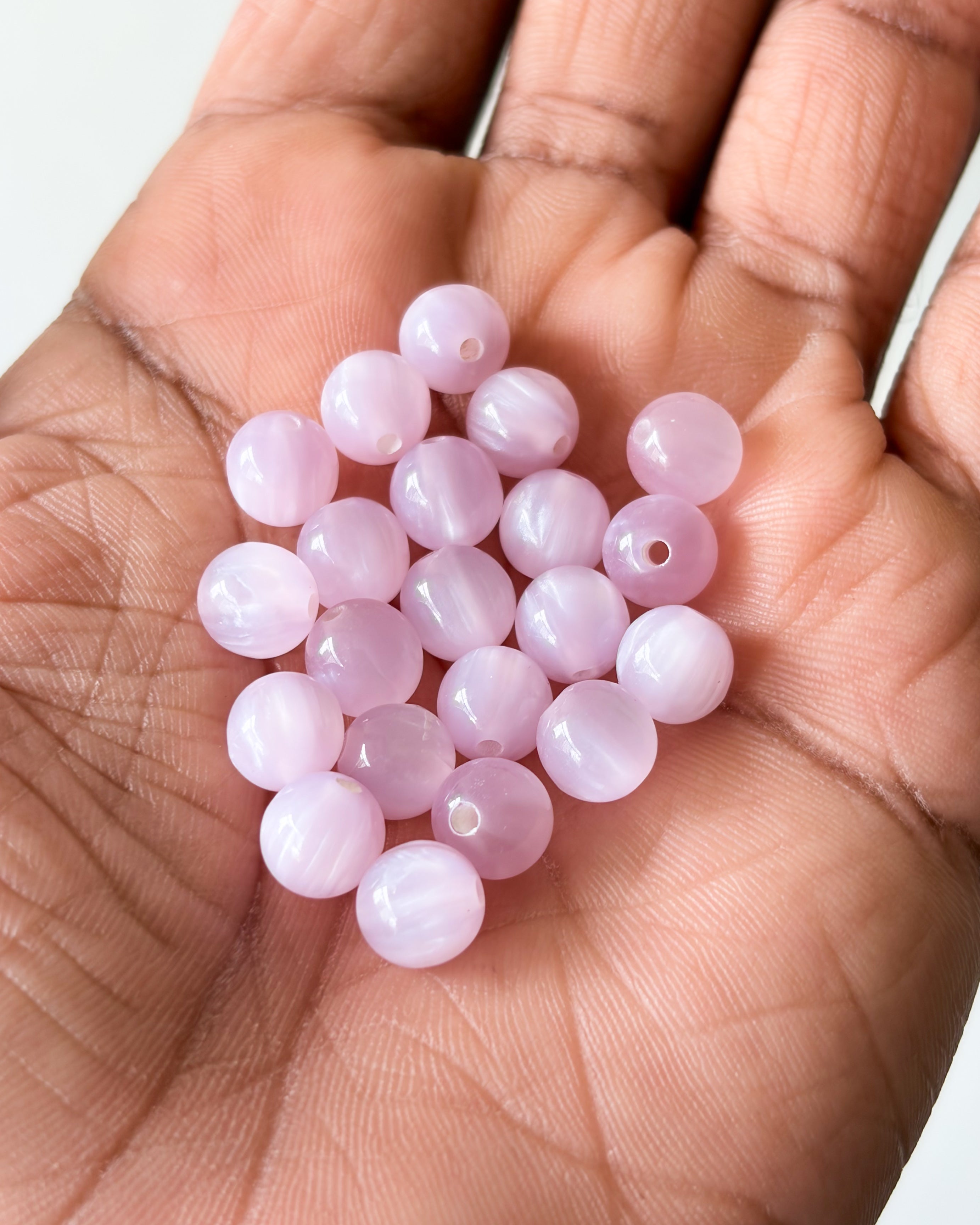 8.0 Monalisa beads - 90 - 100 beads
