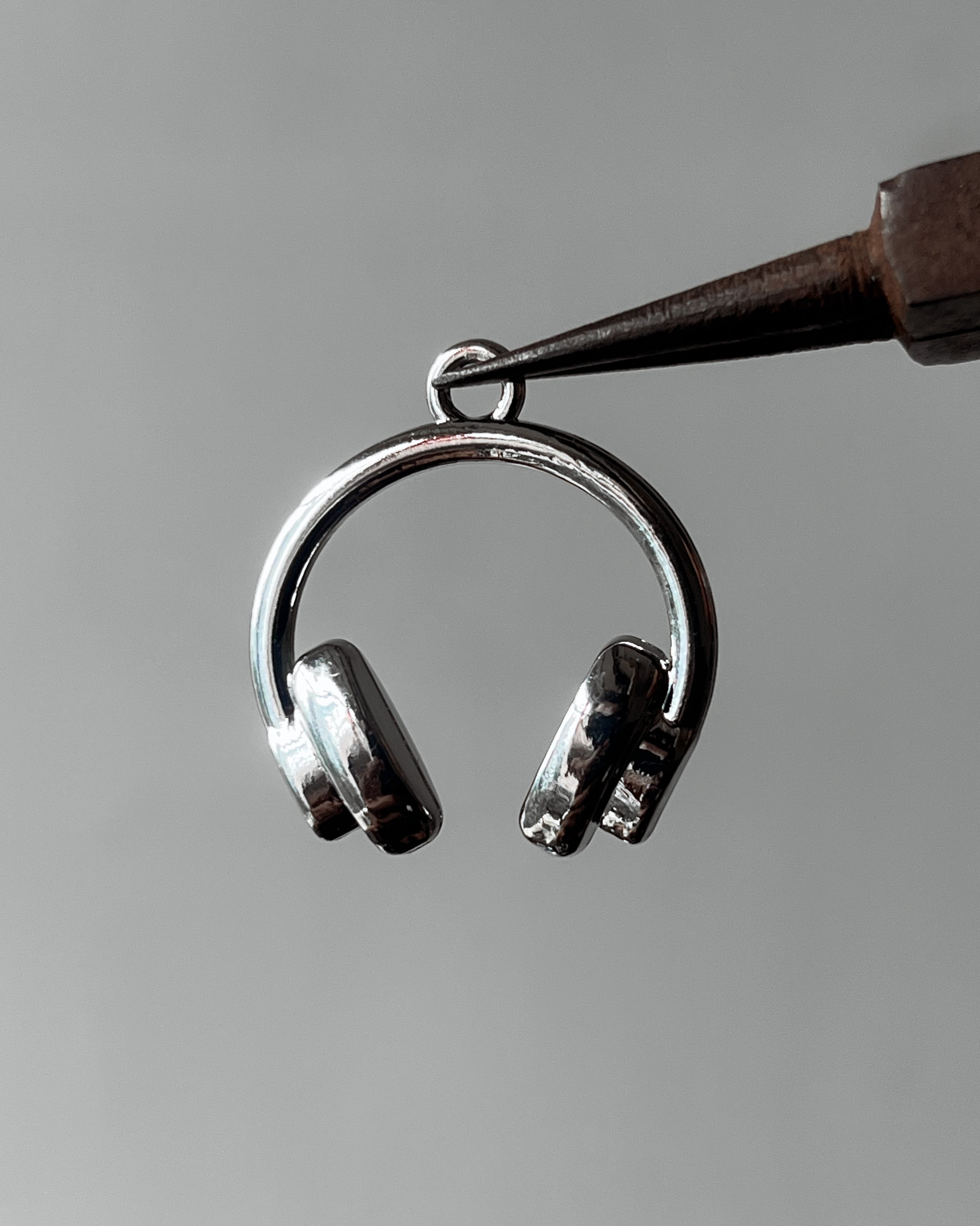 Dhichik dhichik charm