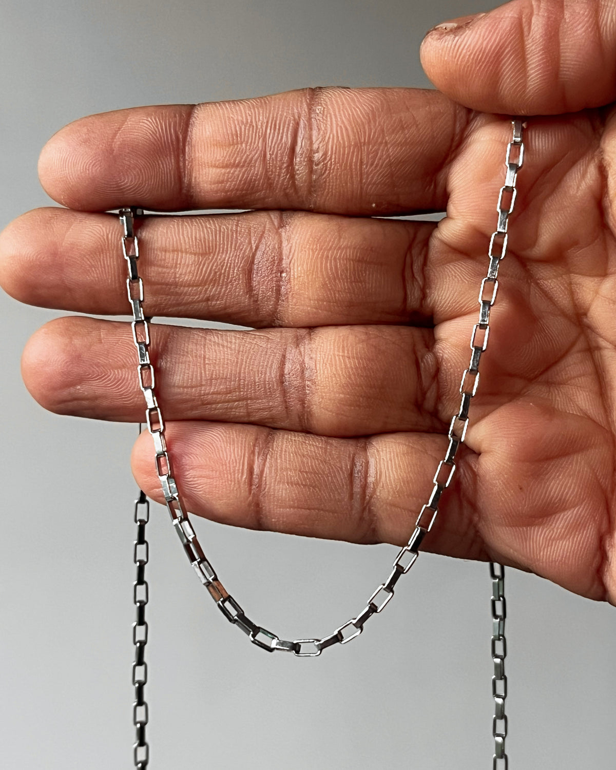 4.0 box chain -1 meter – Sonal Beads