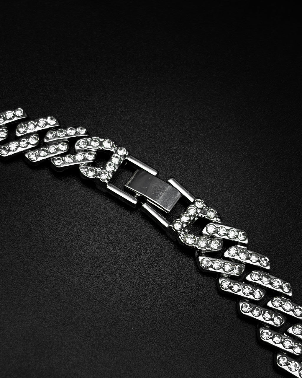 2.0 Iced necklace (sample batch)