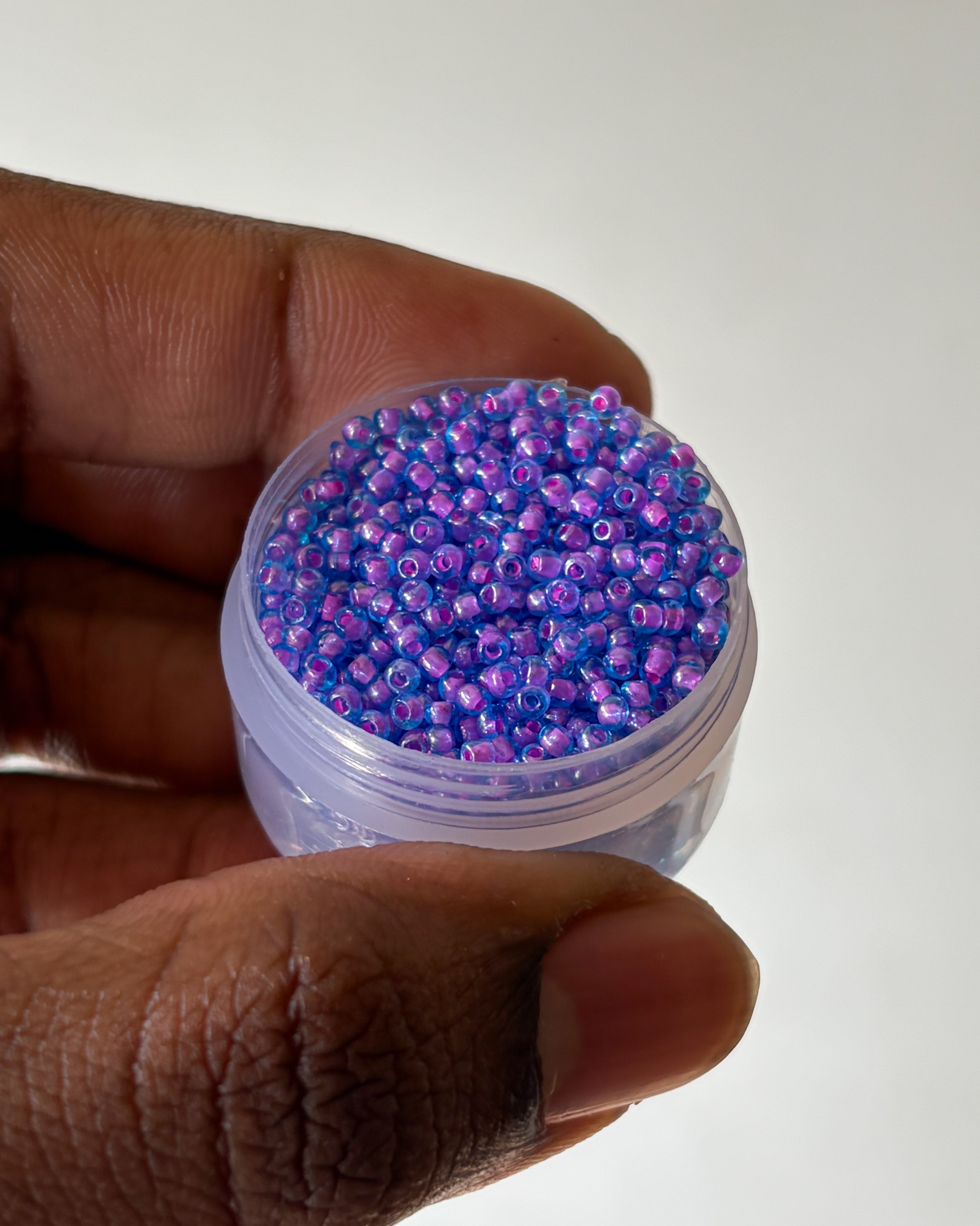 Pink purple 11/0 size seed beads