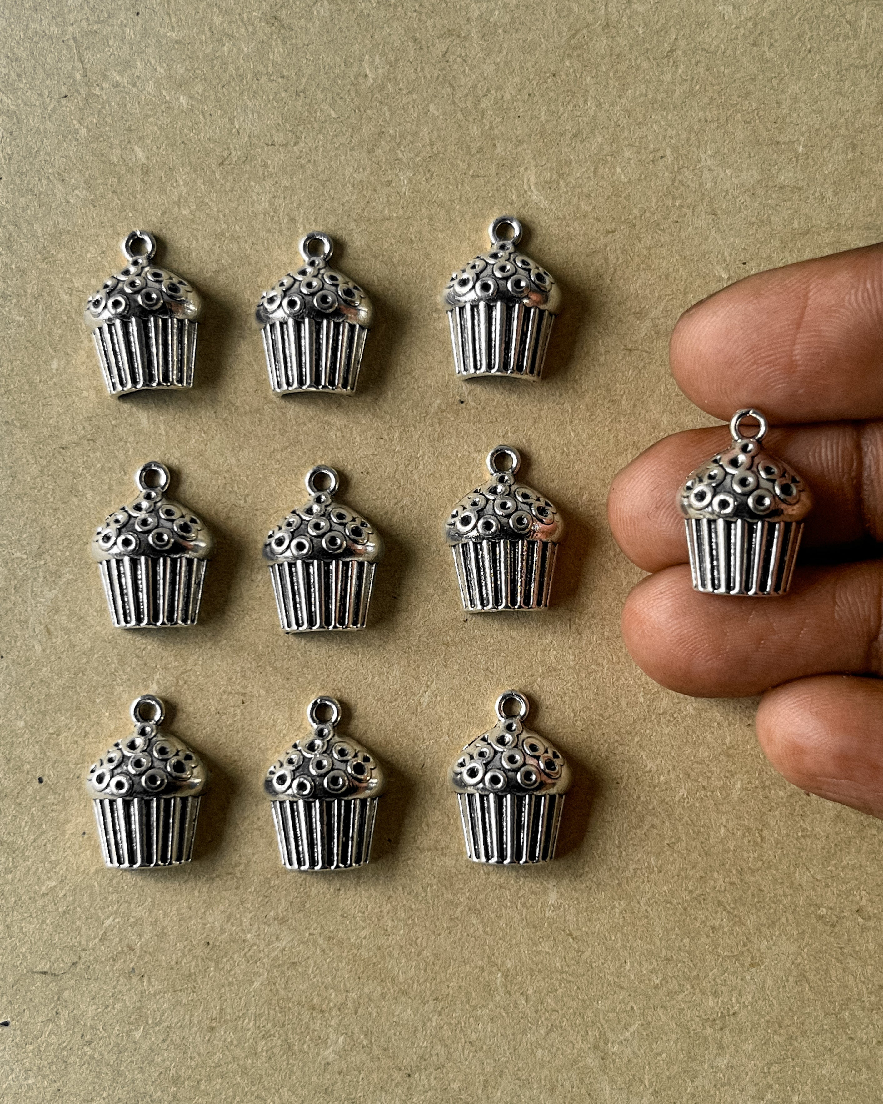 Cup Cake Charm Pack of 10