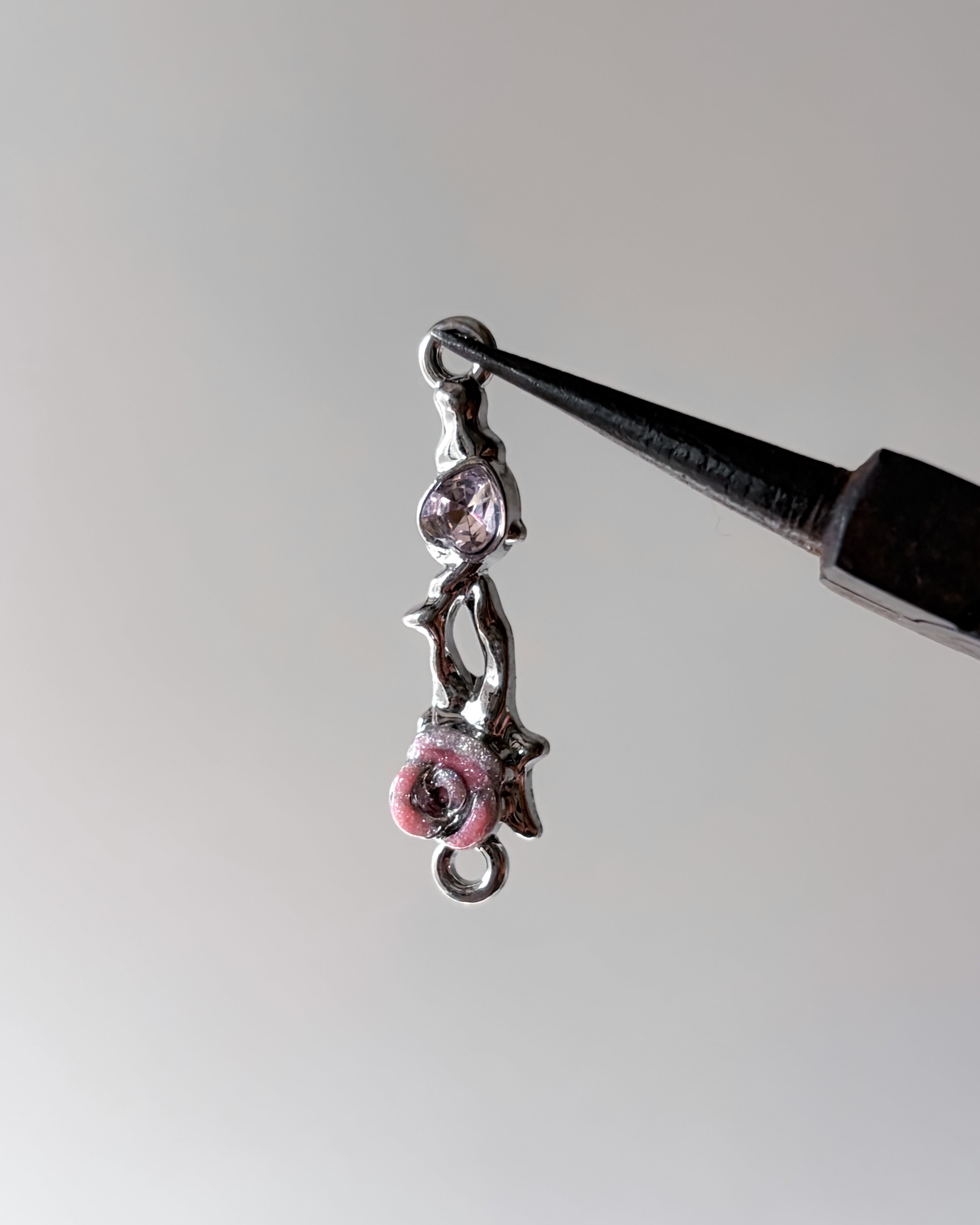 Pink rose heart connector - 3 pc