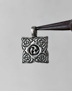 Vintage Charm - 1 pc