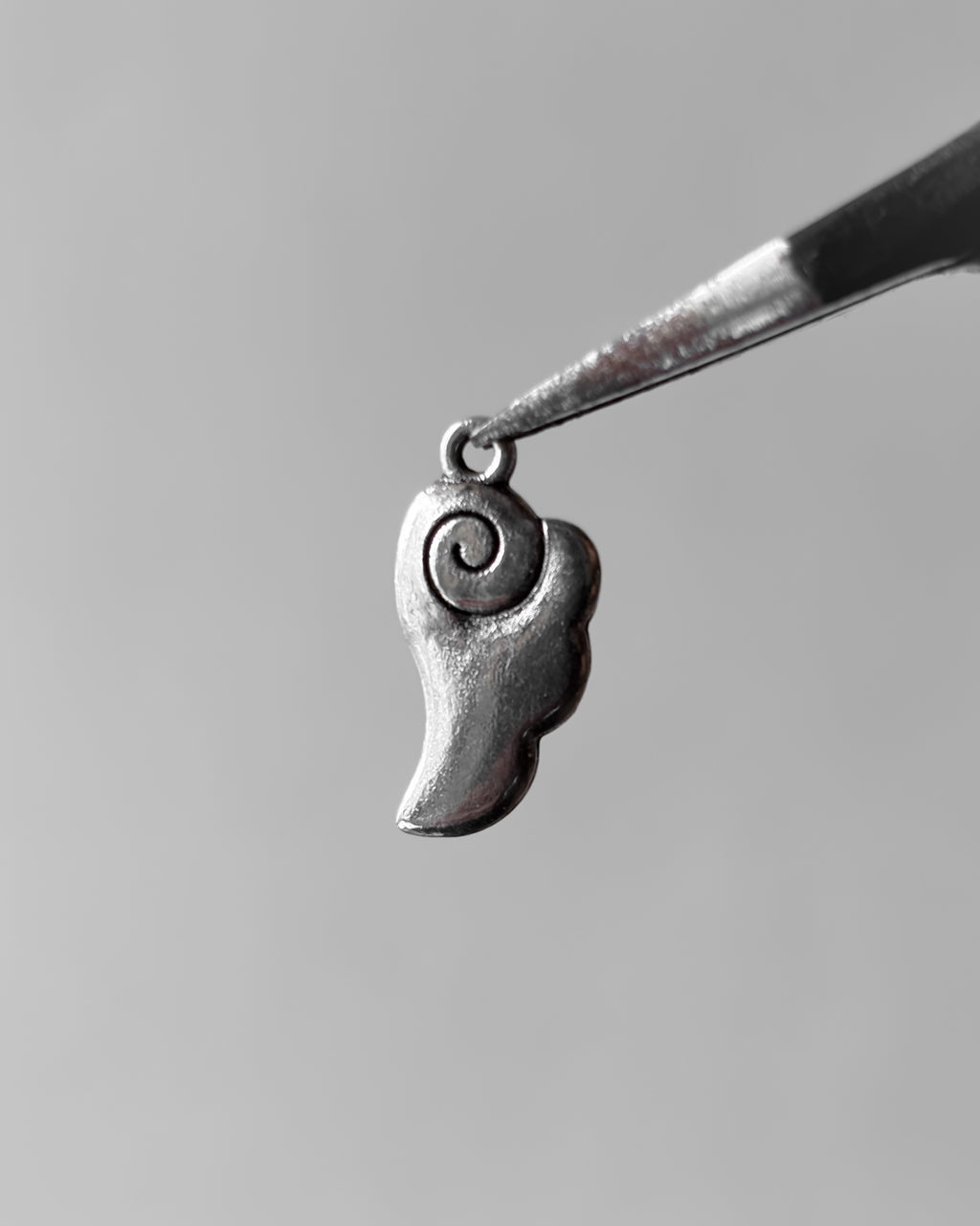 Tennis racket charm - 10 pc
