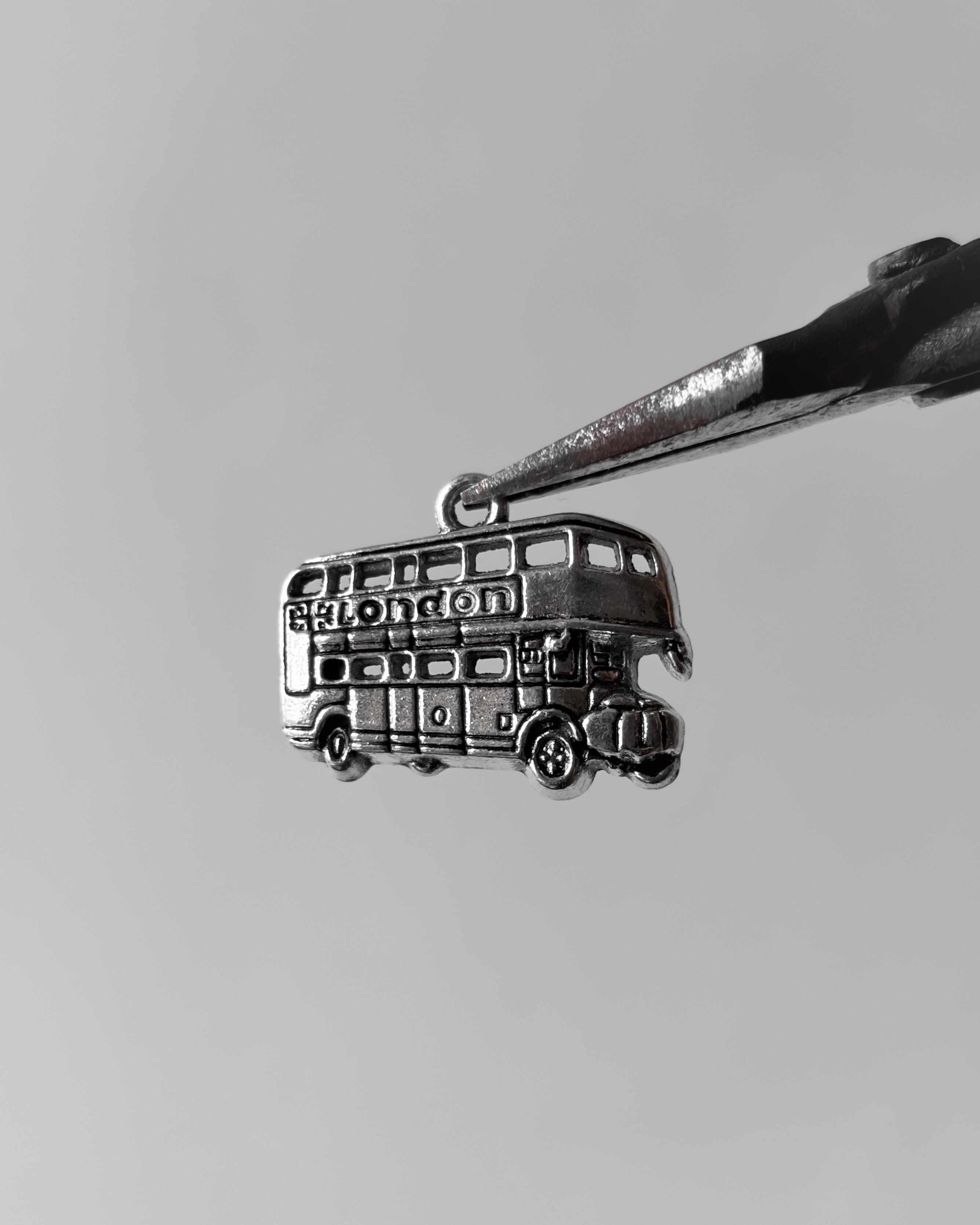 London bus charm - 10 pc